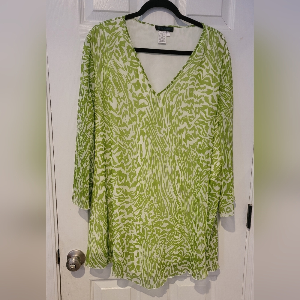 Plus size green, print tunic